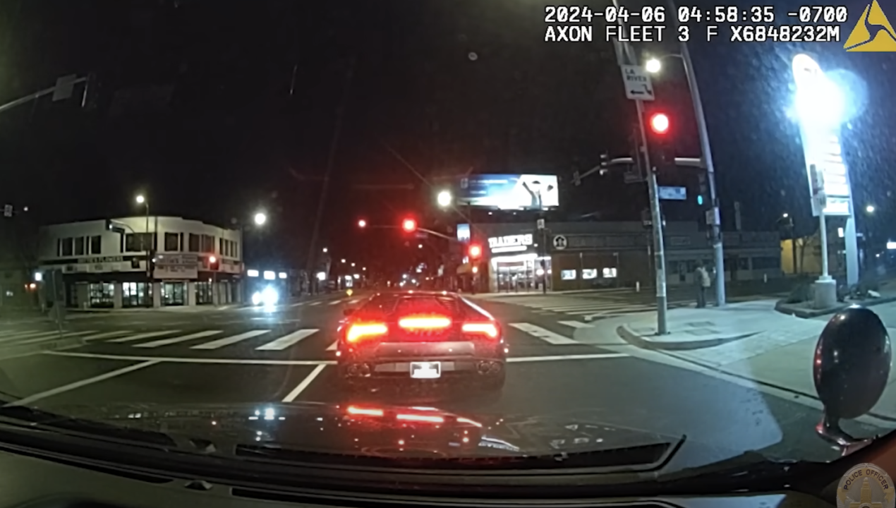(Vídeo)Muere el conductor de un Lamborghini robado, al intentar huir de la policía
